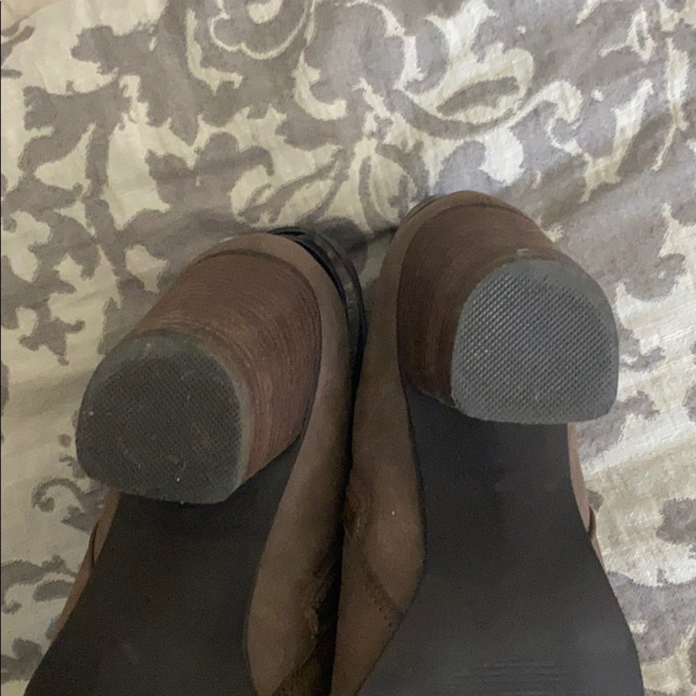 Ankle booties - Picture 3 of 5